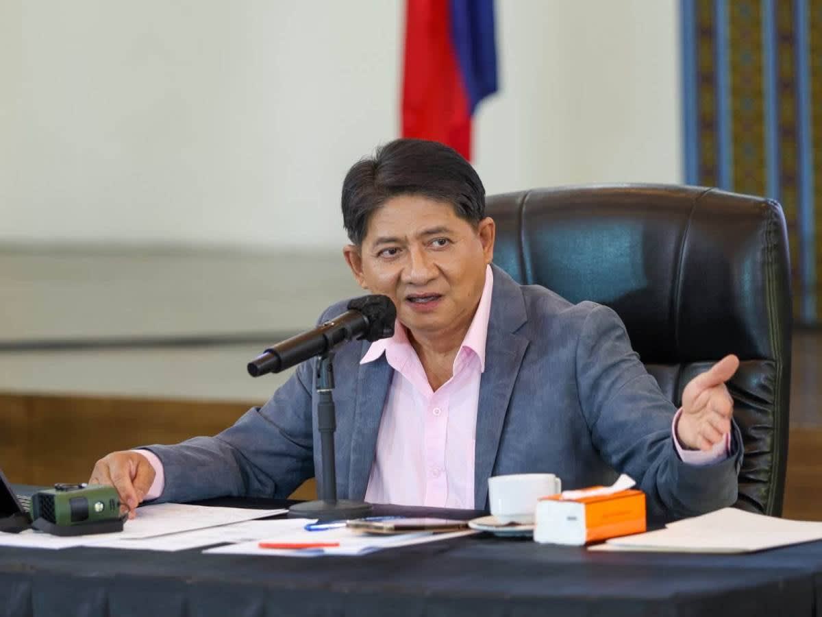 Philippines Hits 9.7% Poverty Rate, 3 Years Early