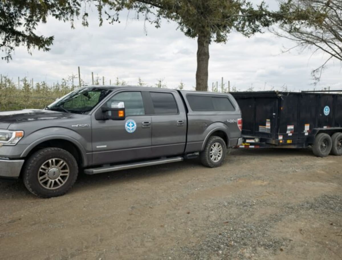 Washington Volunteers Remove 6,000 Pounds of Flood Debris - Image 3