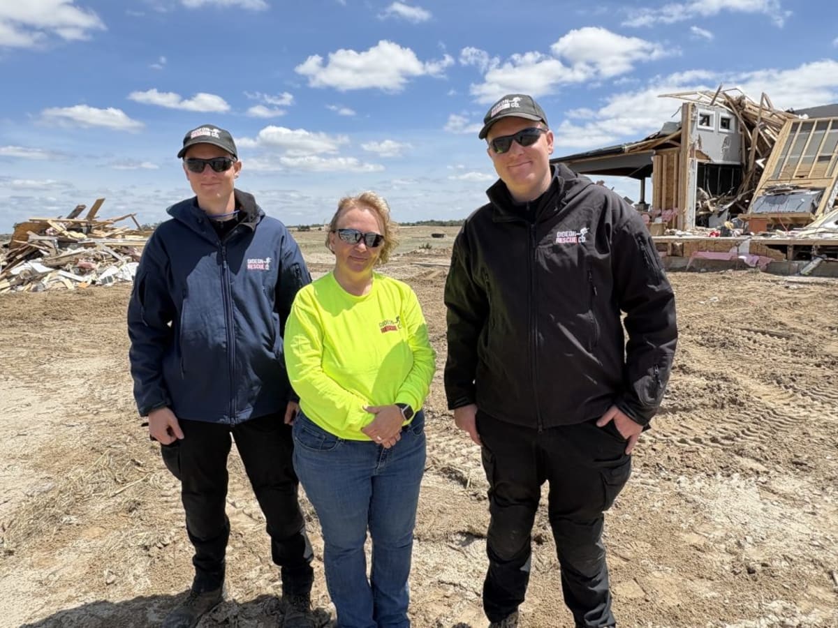 Coffee Trailer Fuels Nebraska Tornado Recovery Volunteers - Image 3