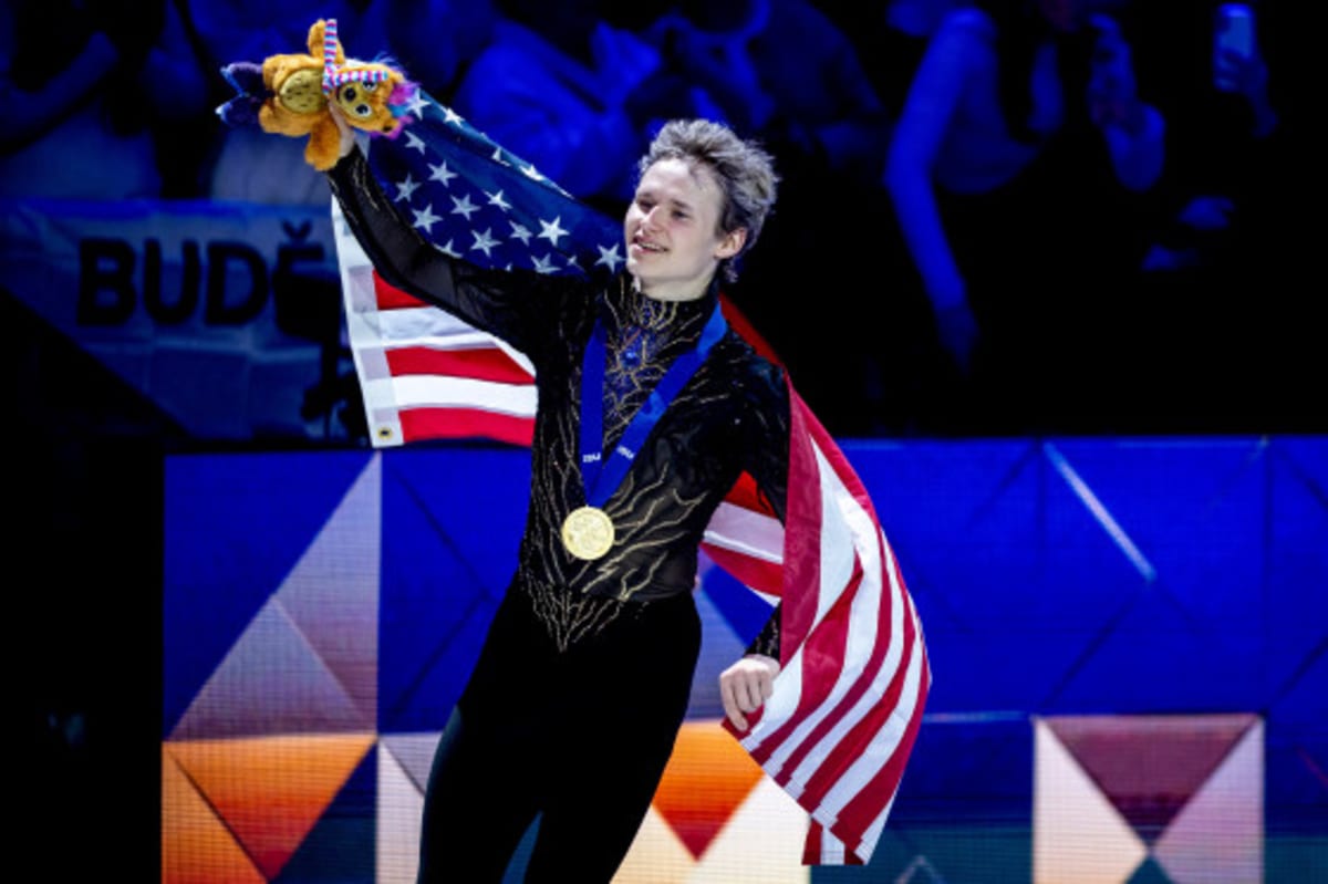 Ilia Malinin Wins 3rd World Title After Olympic Heartbreak - Image 3