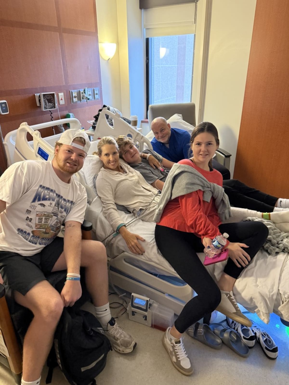 Mom Given 12 Months to Live Now Cancer-Free After 6 Years - Image 3