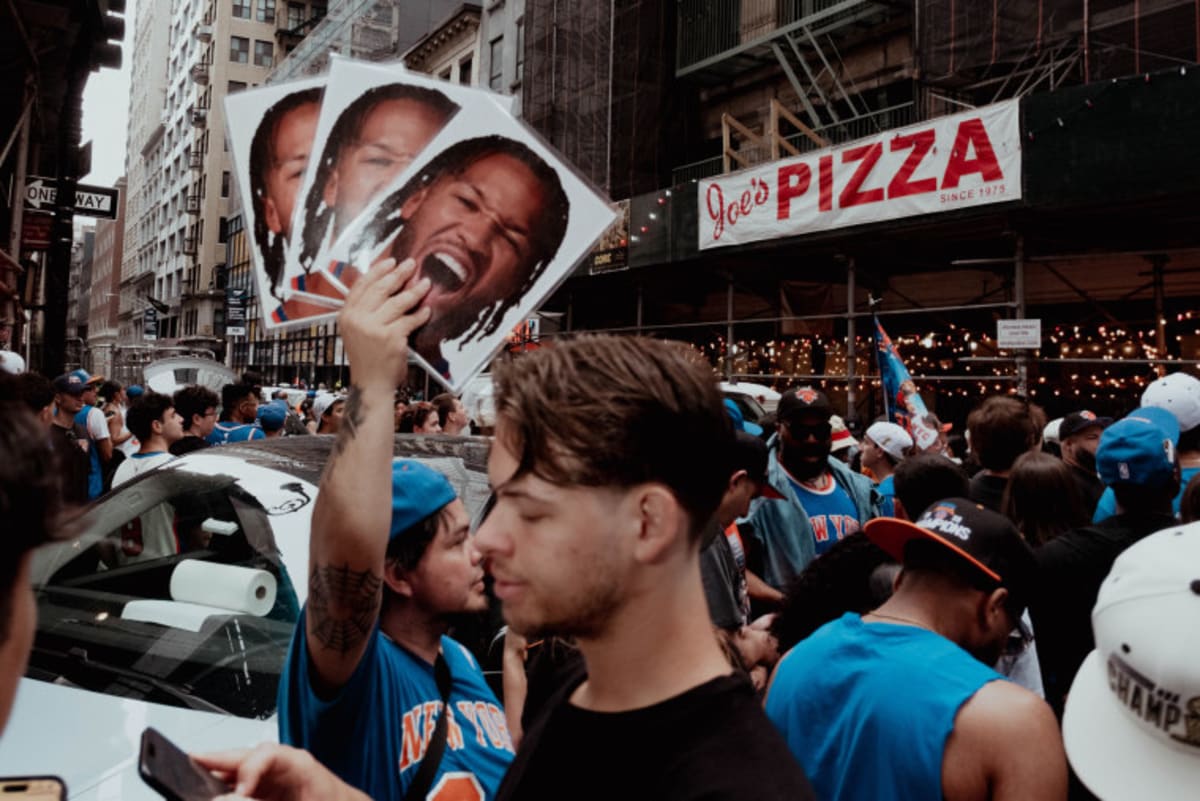 New York Celebrates Knicks' First Title in 53 Years - Image 4