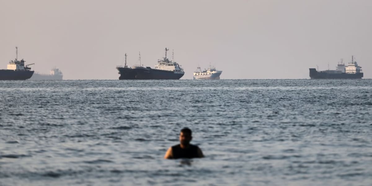 US-Iran Peace Deal Could Reopen Strait of Hormuz This Week - Image 2