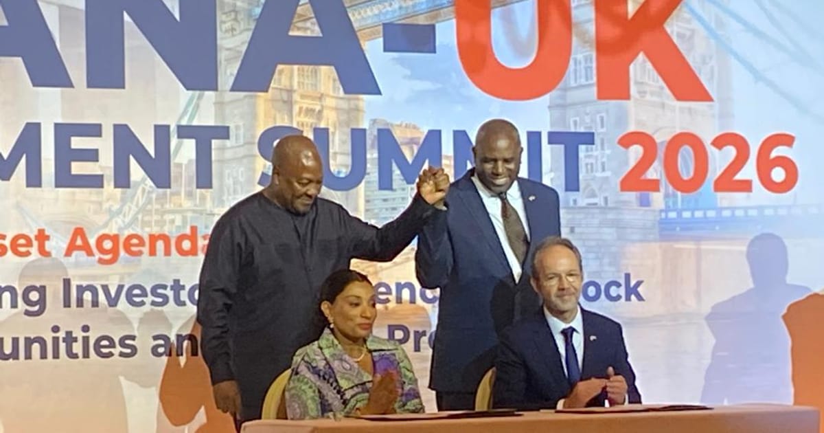 Ghana and United Kingdom officials signing Growth Partnership agreement at London summit
