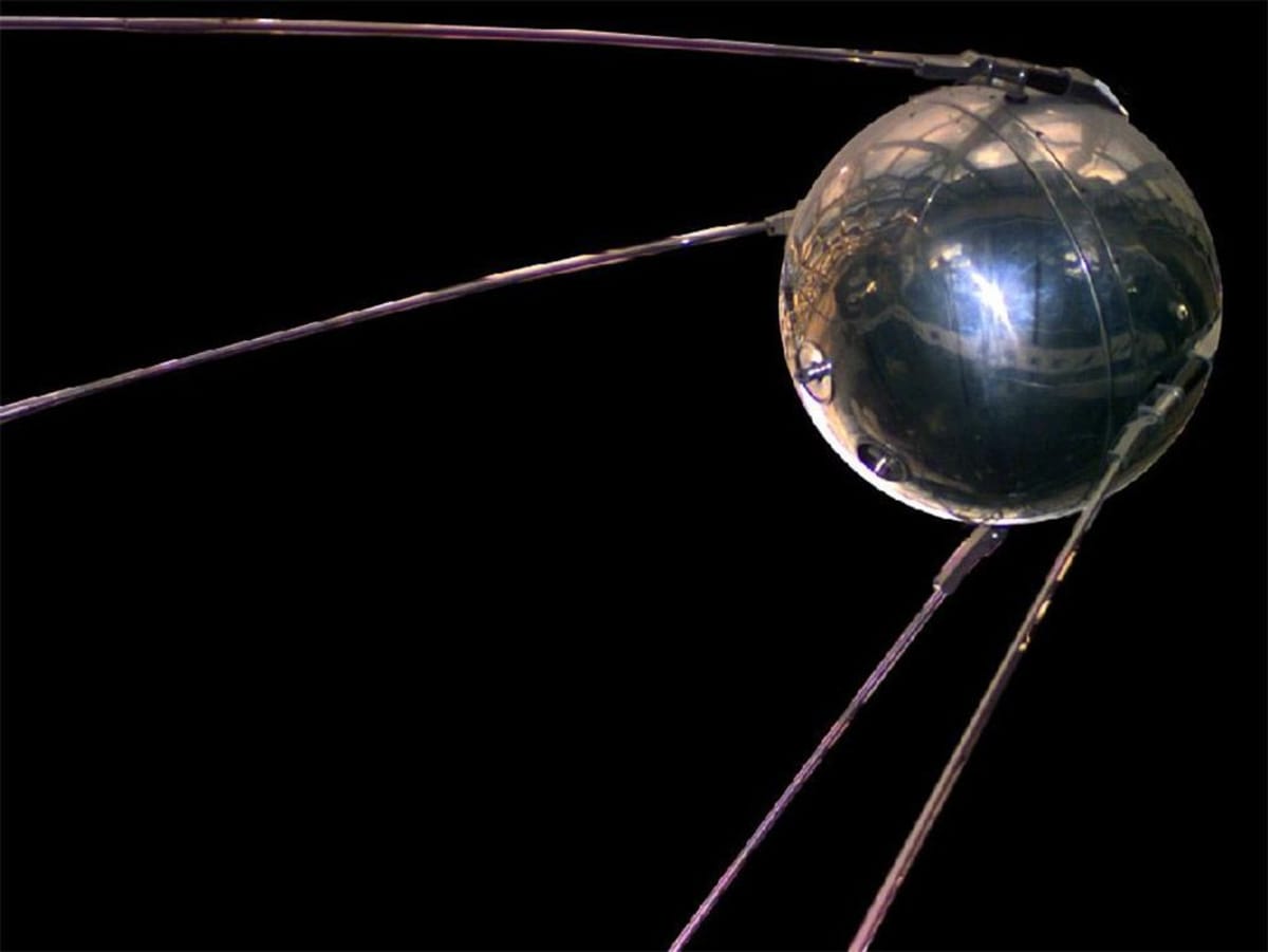 From Sputnik to Mars: 70 Years of Space Wins - Image 2