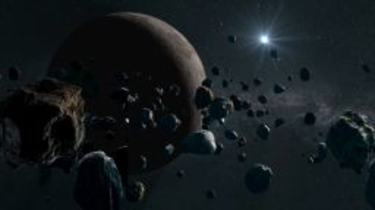 Neptune Moon Nereid May Be 4 Billion Year Old Survivor - Image 4