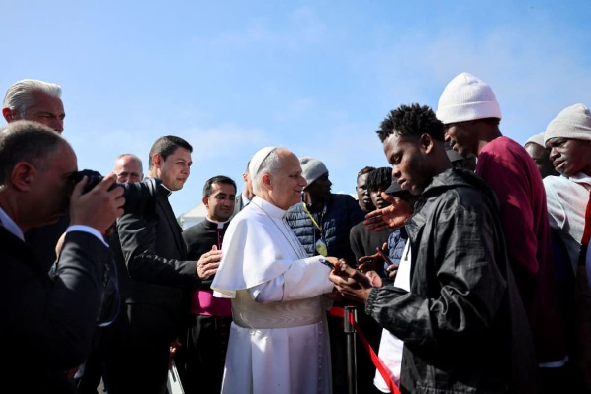 Spain's King Lends Pope His Plane After Flight Grounded - Image 4