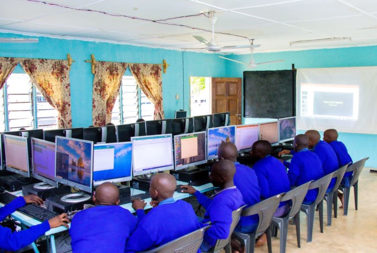 Kenyan Prison Coding Lab Rewrites 25 Young Lives - Image 3