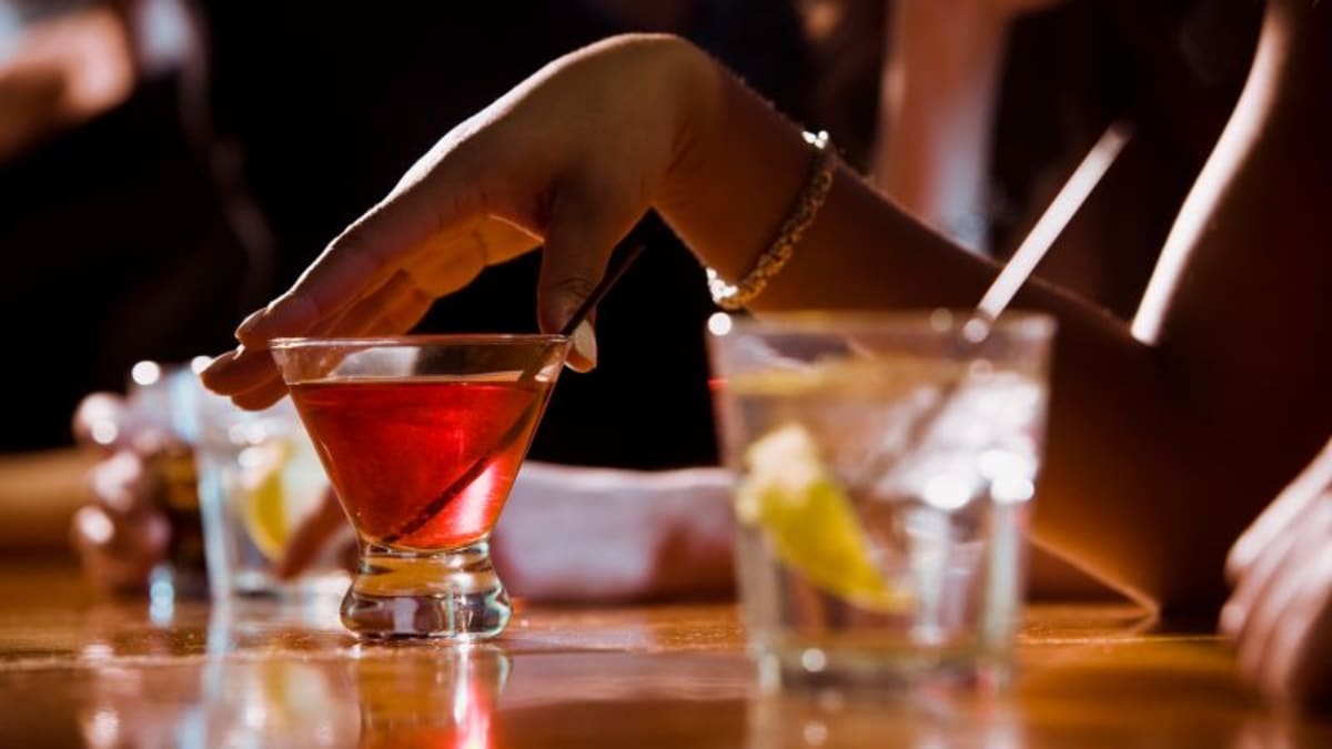 Medical Community Redefines Alcohol Recovery Beyond Sobriety