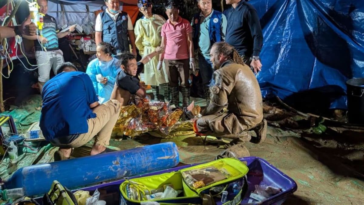 Trapped Laos Miners Walk Free After 10 Days Underground - Image 5