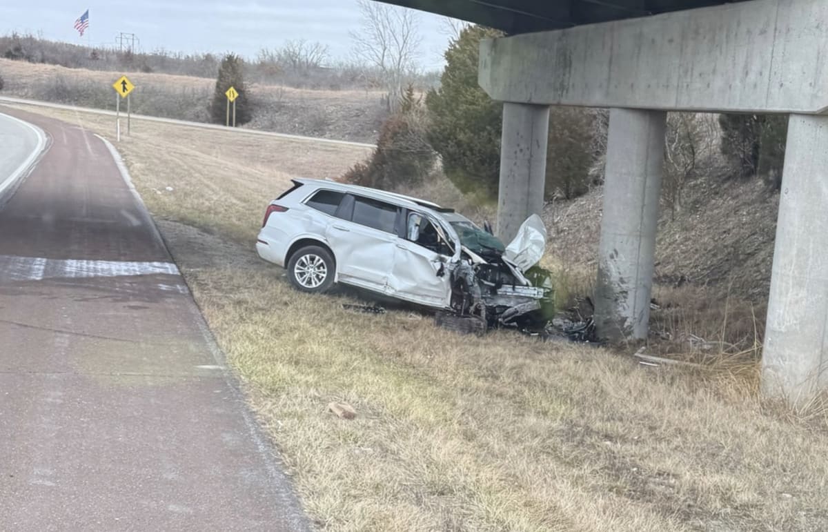 Anonymous Hero Saves Driver from Burning Van in Kansas