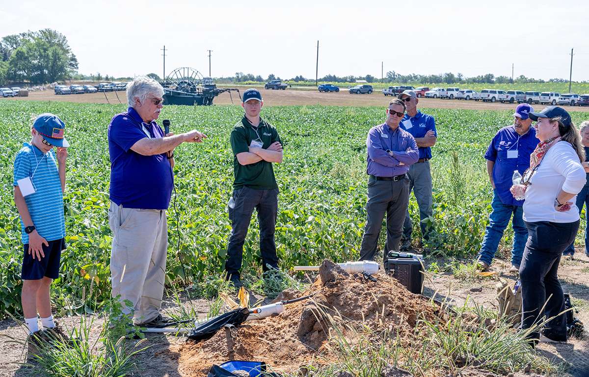 NASA and Kansas Farm Team Up to Save Water From Space - Image 4