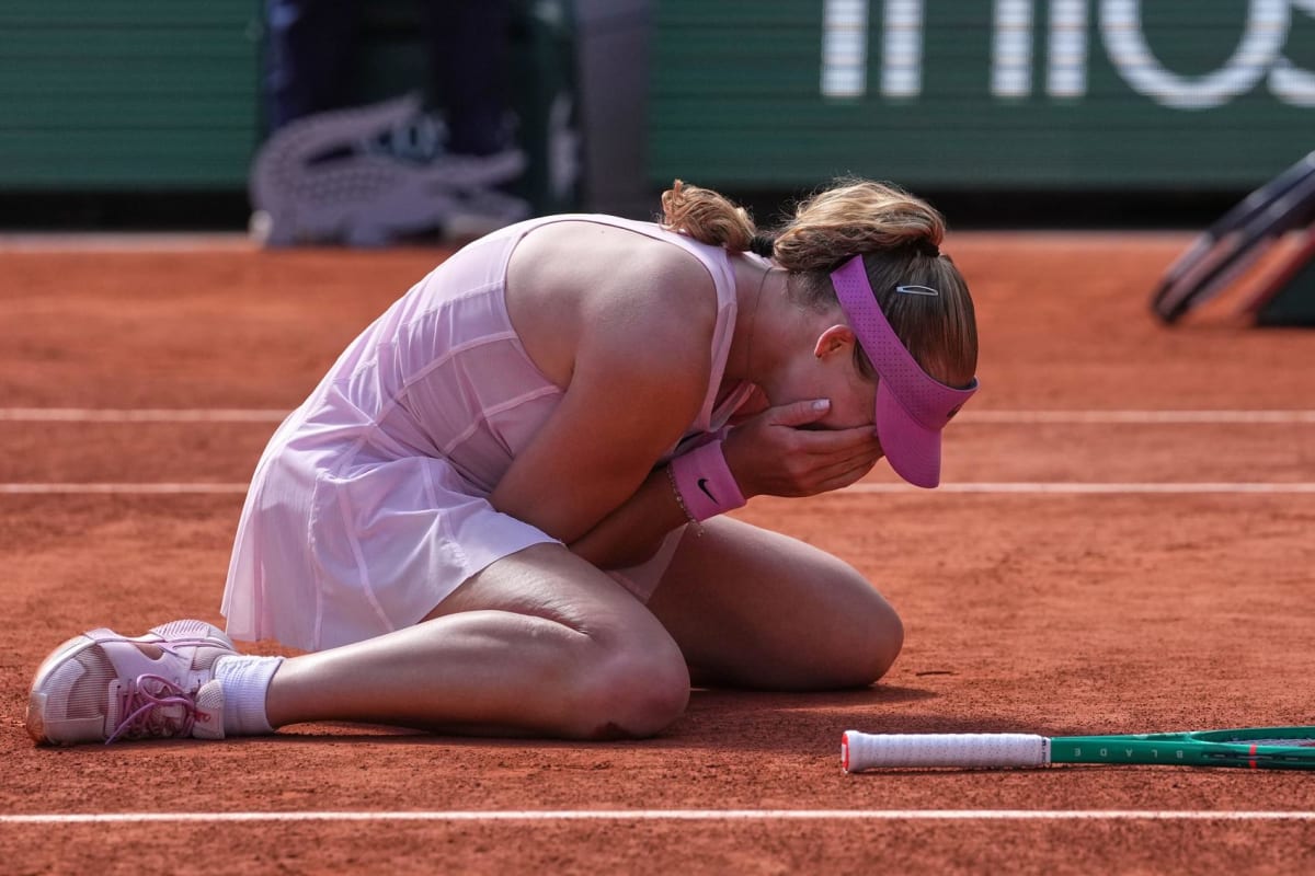 Russian Teen Wins French Open After Battling Inner Demons