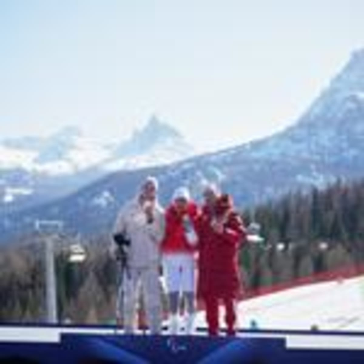Bullied Skier Wins 2 Gold Medals at 2026 Paralympics - Image 5