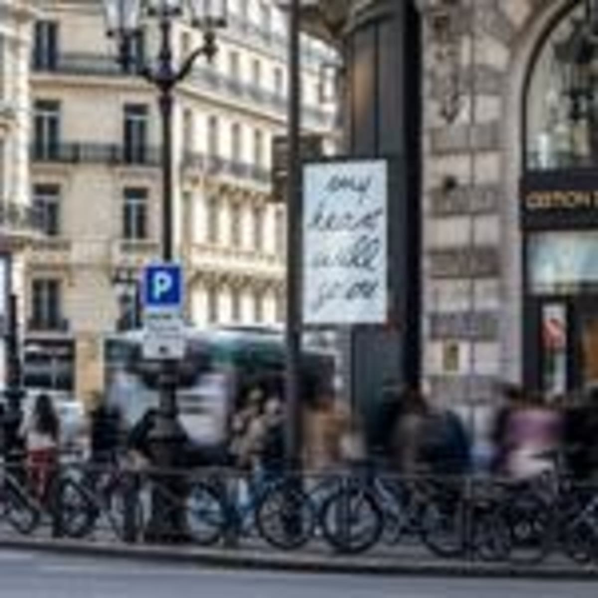 Celine Dion Returns to Stage After Beating Rare Disorder - Image 3