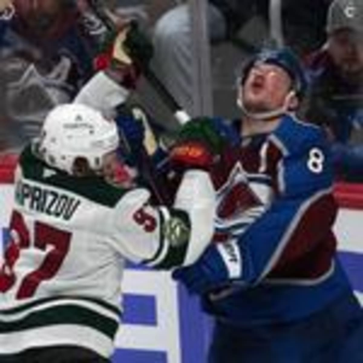 Hockey Star Returns After 3-Year Knee Injury Battle - Image 3