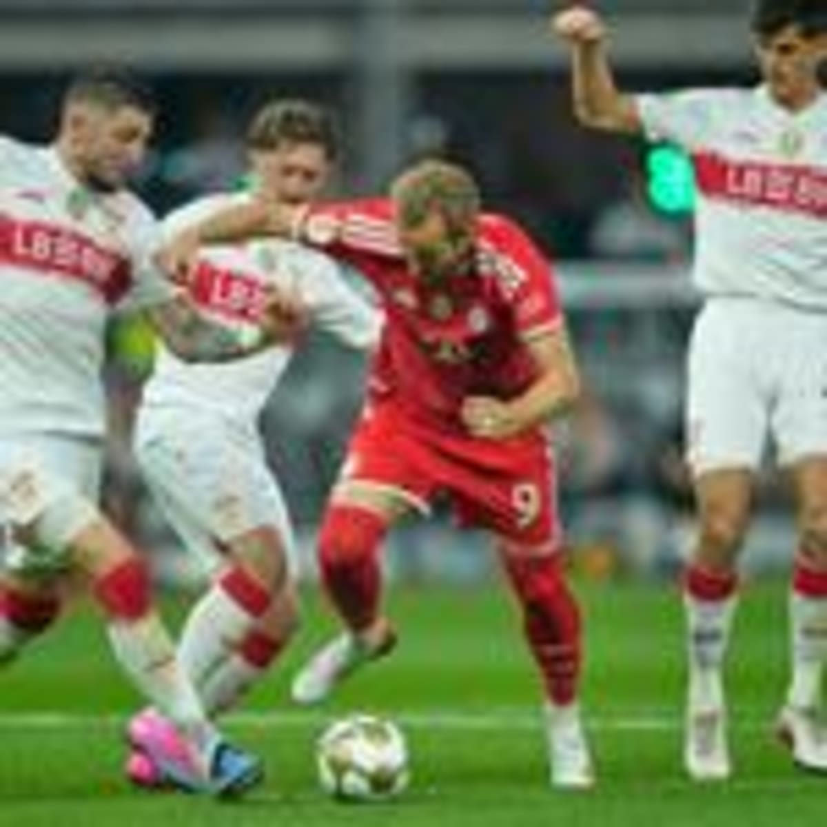 Kane's Hat Trick Gives Bayern First Cup Win in 24 Years - Image 4