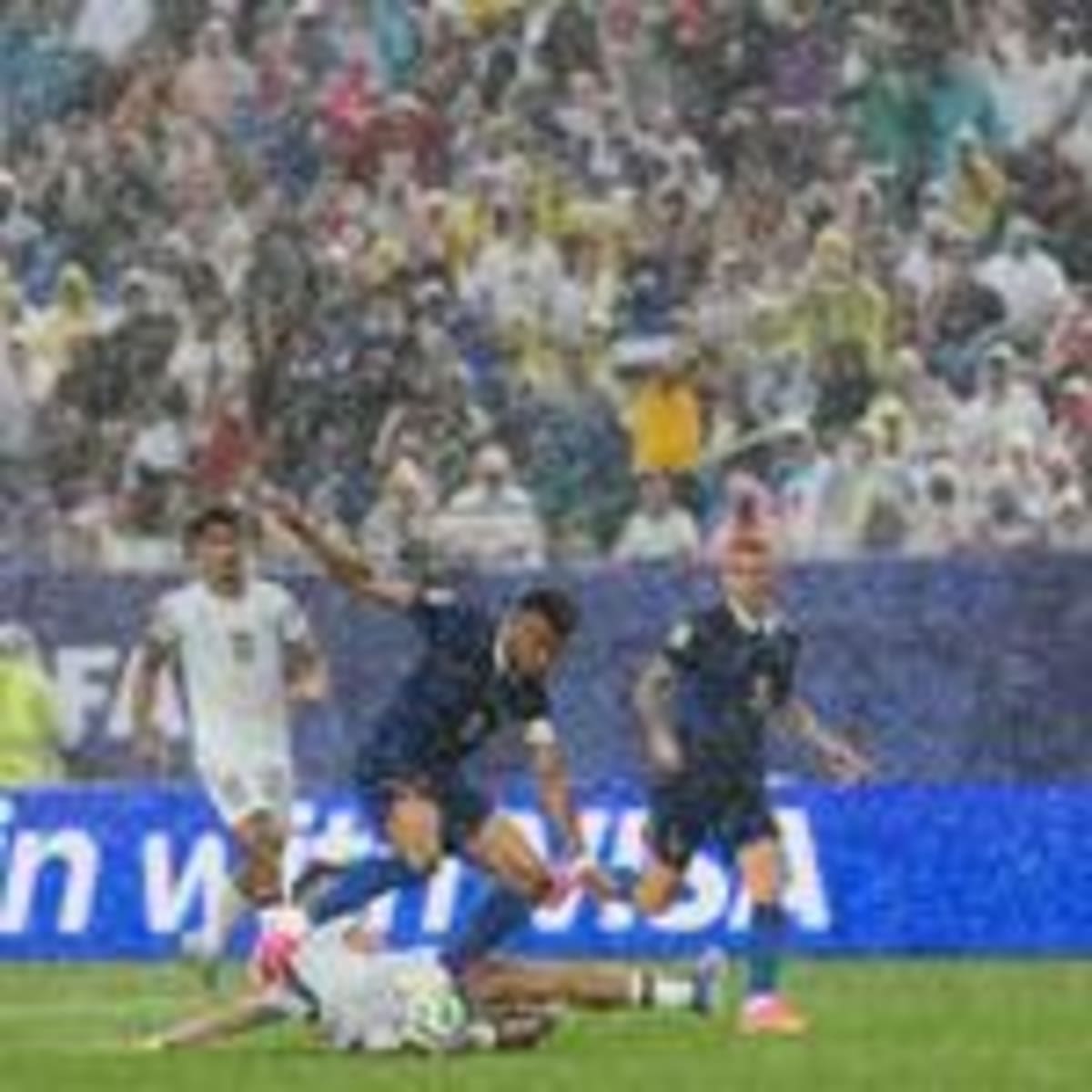 Mbappé Scores Twice as France Advances to World Cup Knockouts - Image 3