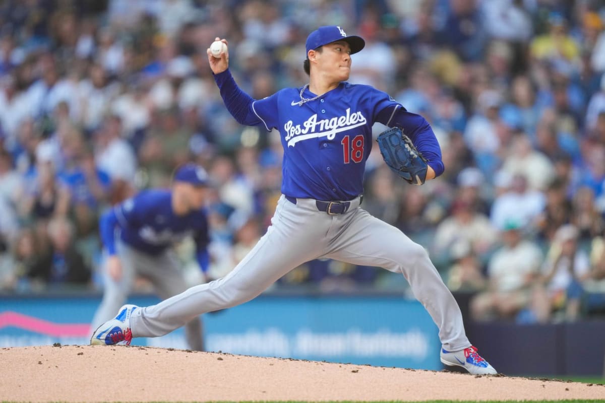 Los Angeles Dodgers pitcher Yoshinobu Yamamoto delivers pitch against Milwaukee Brewers