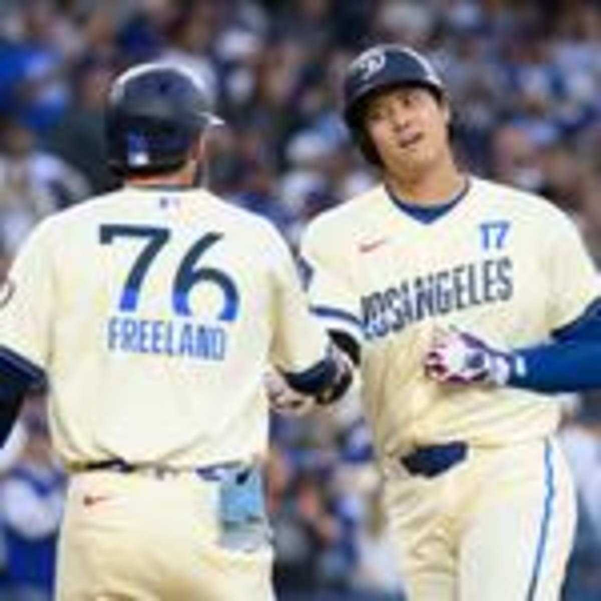 Yamamoto's 22 Straight Outs Lead Dodgers to Victory - Image 3