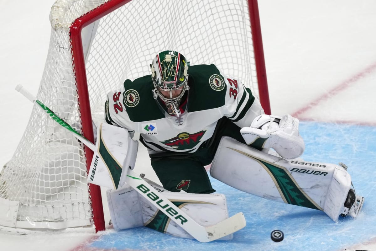 Hockey Star Returns After 3-Year Knee Injury Battle