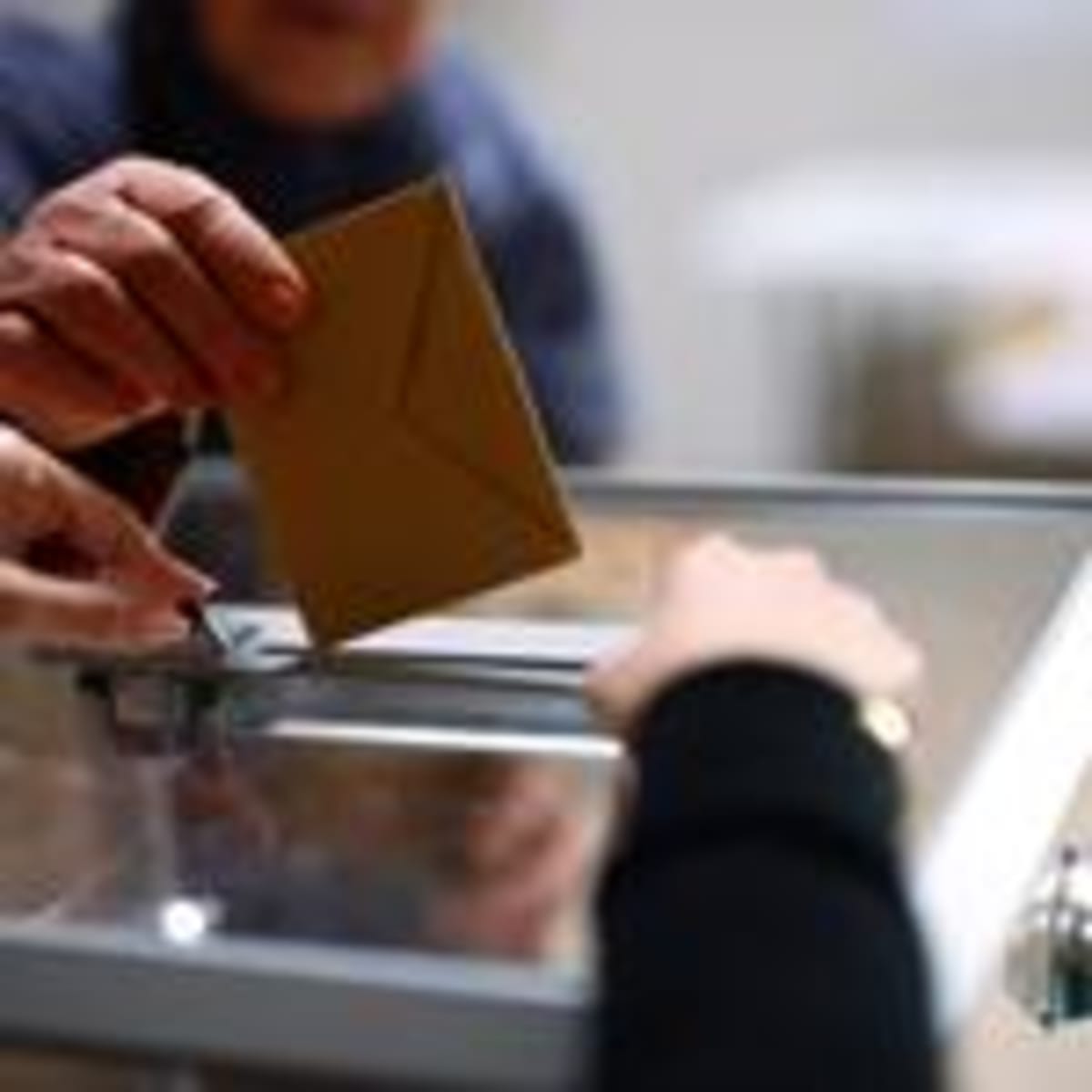 French Cities Block Far-Right in Major Municipal Wins - Image 3