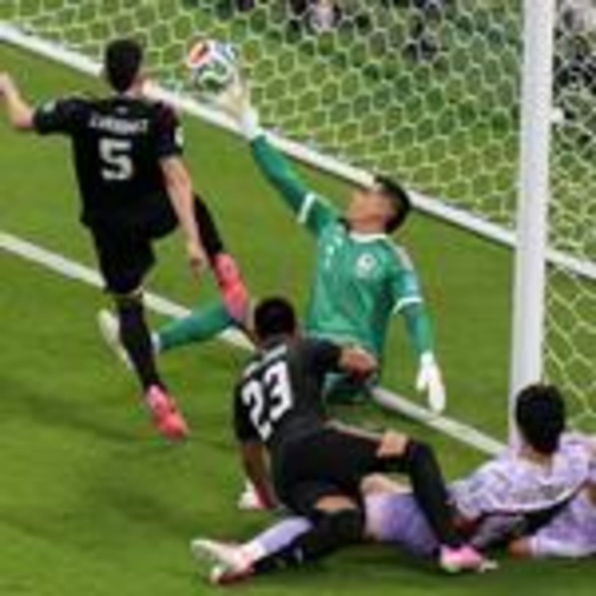 Mexico First to Reach World Cup Knockouts After 1-0 Win - Image 5