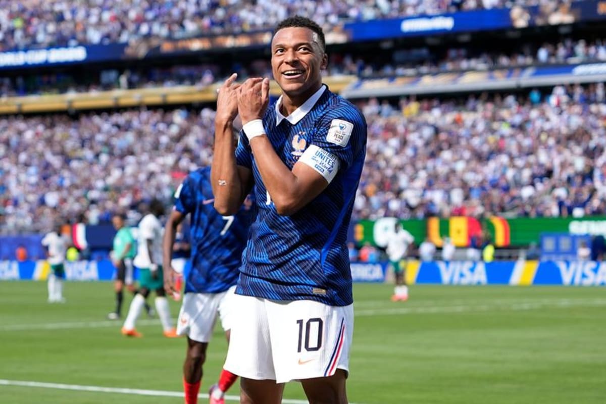 Mbappé Scores Twice, Makes French History in 3-1 France Win - Image 2