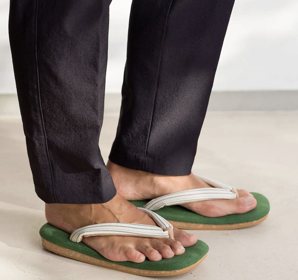 Japanese Sandals Dyed With Matcha Tea Kill Bacteria - Image 5