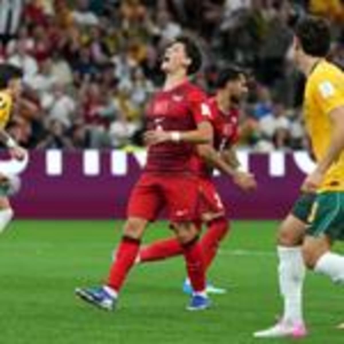 Australia Spoils Turkey's World Cup Return with 2-0 Win - Image 5