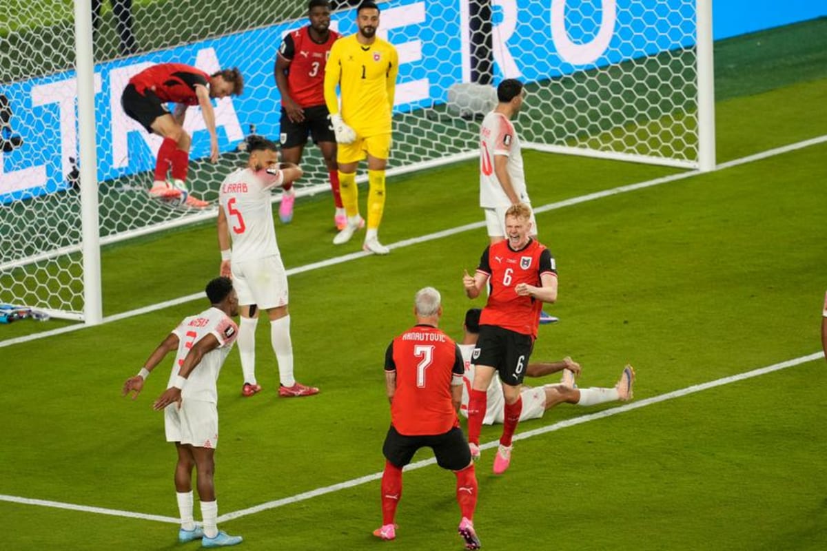Austria Wins First World Cup Match in 36 Years - Image 2