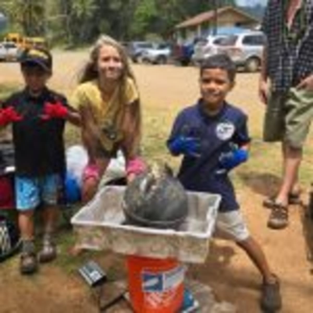 Kauai Volunteers Remove 80 Tons of Beach Trash in 2025 - Image 4