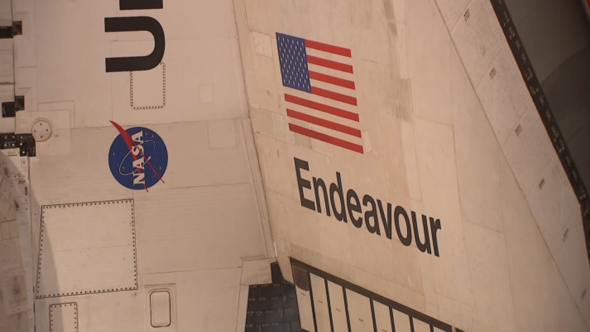 Space Shuttle Endeavour Stands Upright in LA This November
