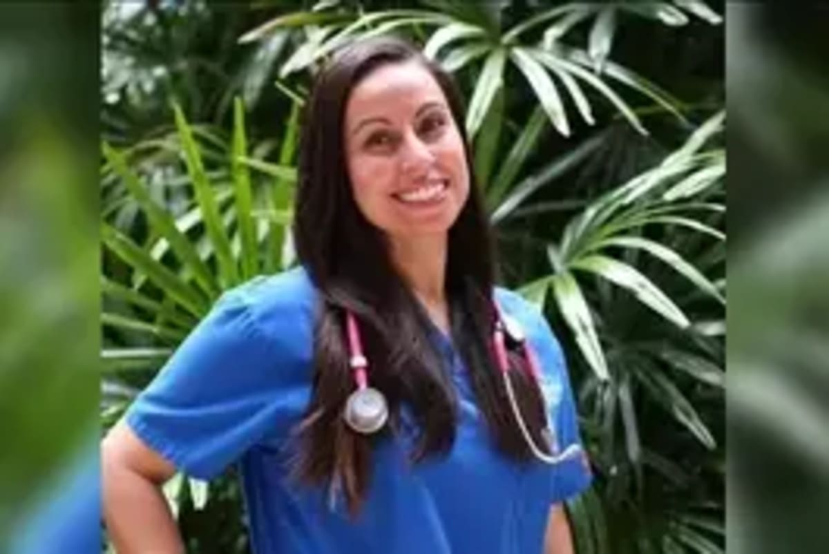 EMT Climbs NYC Subway Tower, Saves Life with Narcan - Image 5