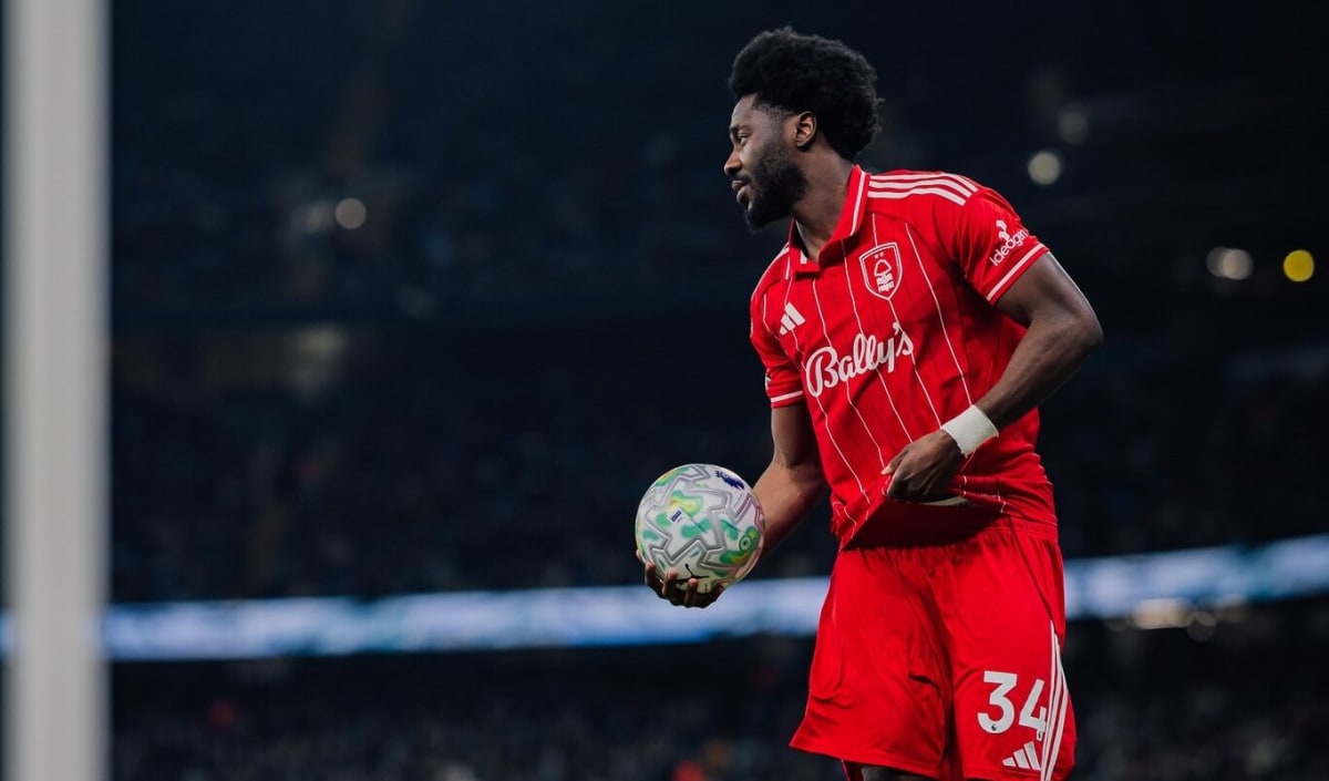 Arsenal Takes 7-Point Lead as Forest Holds Man City