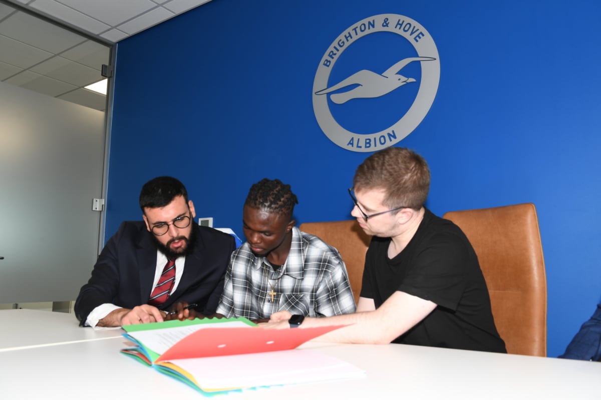 Nigerian Teen Zadok Yohanna Signs £21.5M Brighton Deal