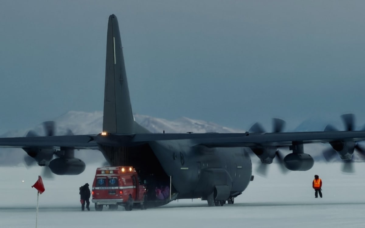 NZ Air Force Completes Antarctic Medical Rescue - Image 2