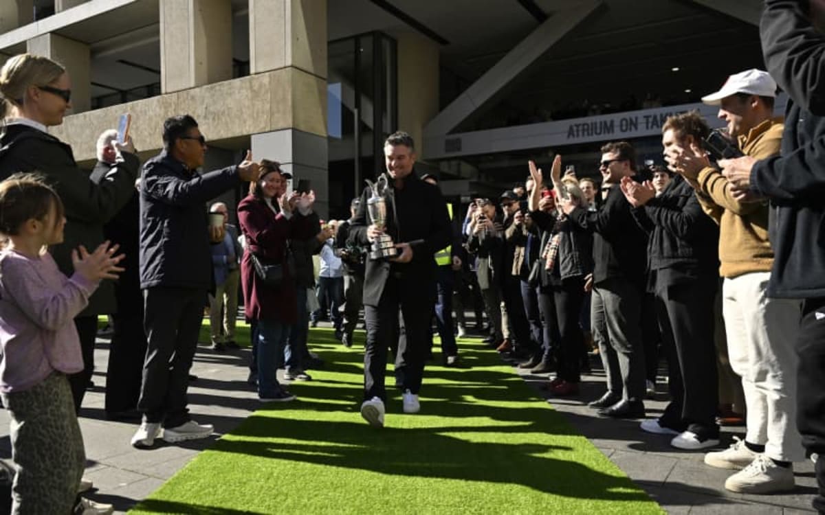 New Zealand Celebrates Ryan Fox's Historic Golf Win - Image 2