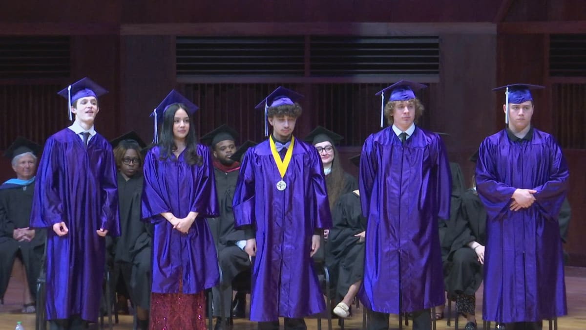 Indiana Recovery High School Celebrates 20th Graduating Class - Image 2