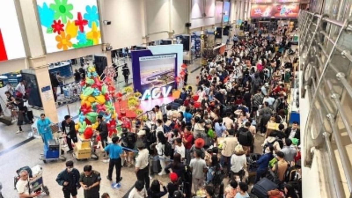 Vietnam Aviation Soars 16% Despite Fuel Price Challenges - Image 5