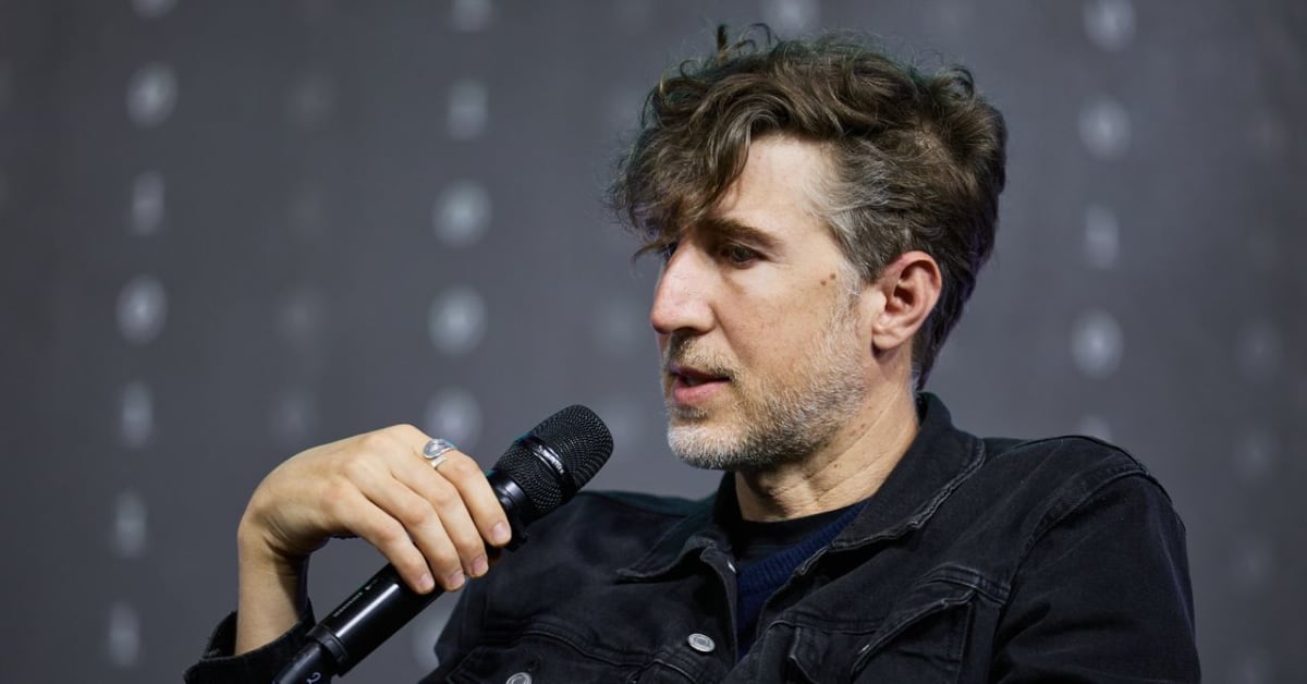 Digital illustration showing encrypted lock icon protecting conversation between person and AI chatbot interface