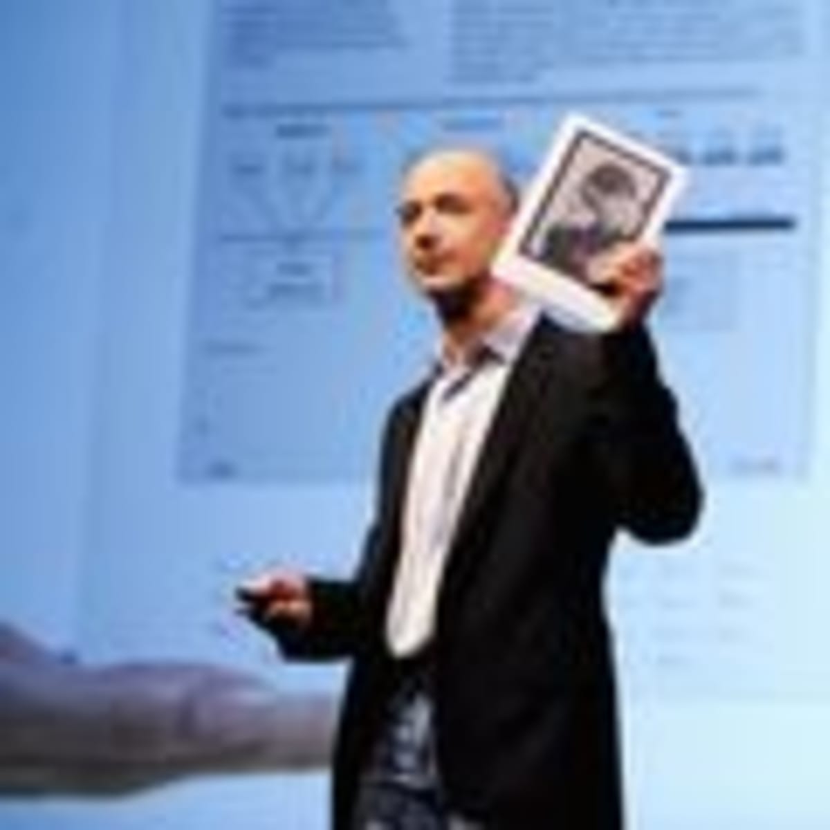 Meta Café Workers Raise Funds to Free Colleague's Brother - Image 3