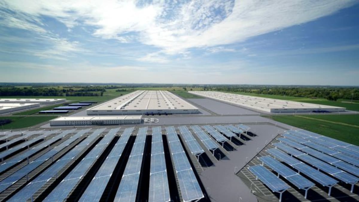 GM's 250,000 EVs Can Now Power Homes and Energy Grids - Image 5