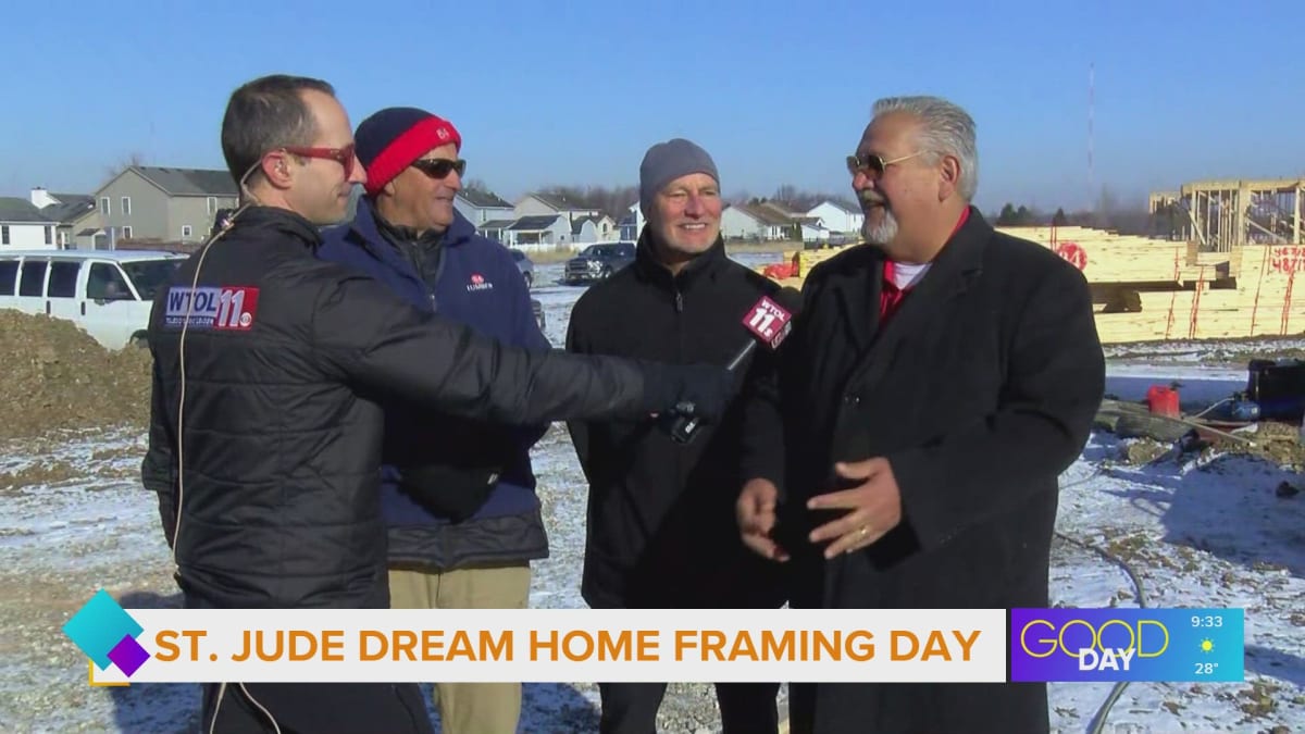 Ohio Volunteers Decode Cursive to Preserve Women's History - Image 4