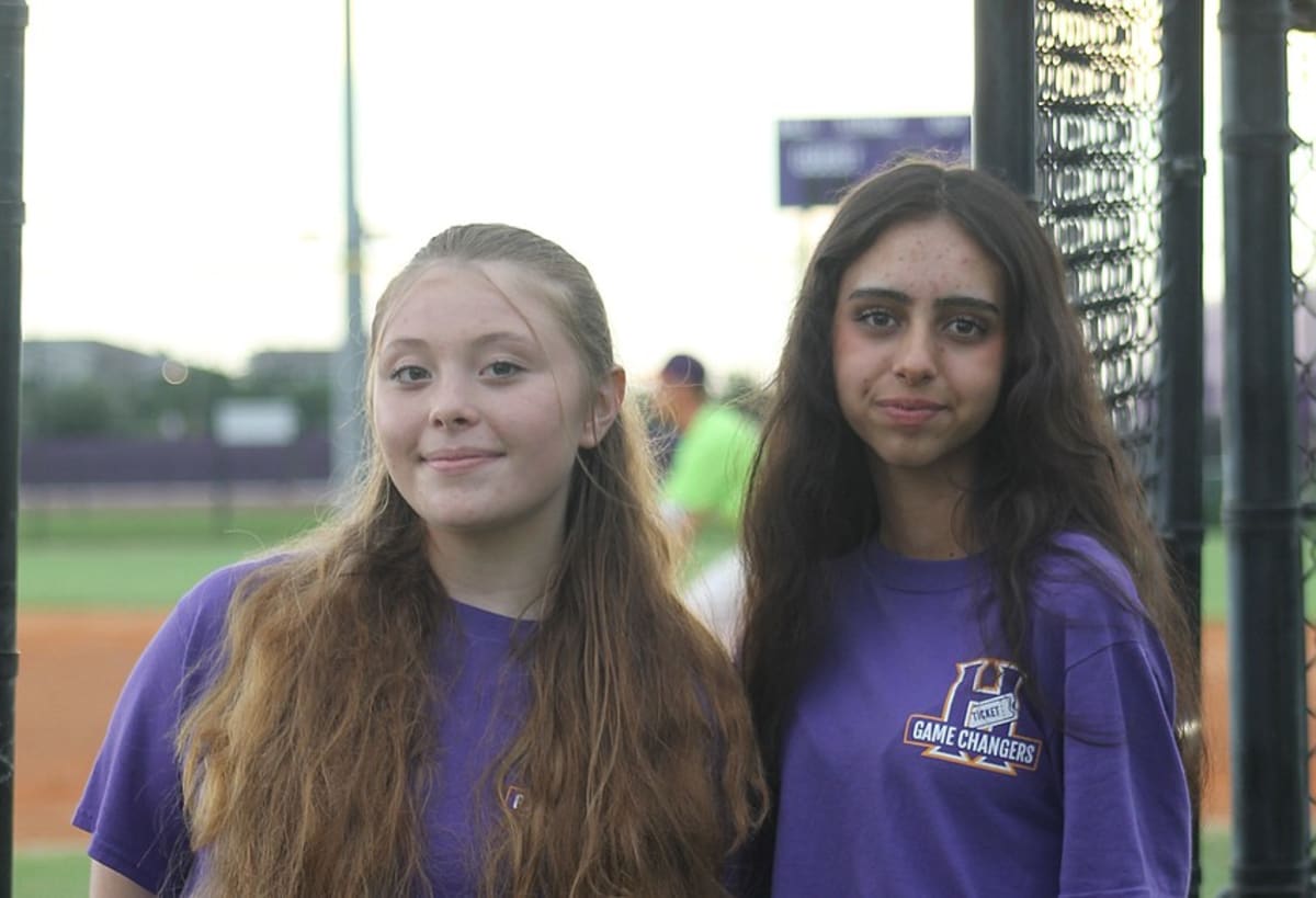 High Schooler's Volunteer Club Helps Teens Beat Social Anxiety