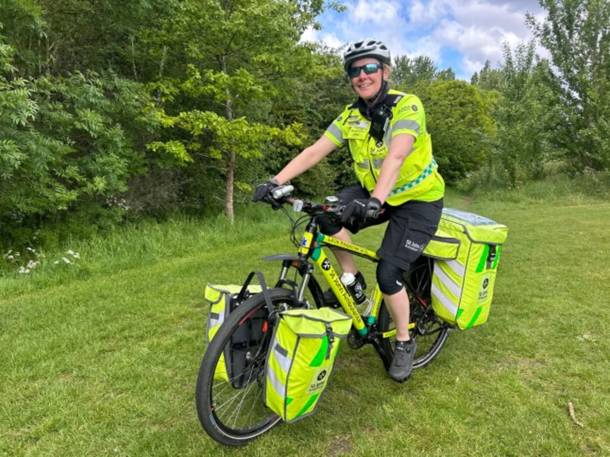 London Volunteer Bikes 500 Hours Yearly Saving Lives - Image 3