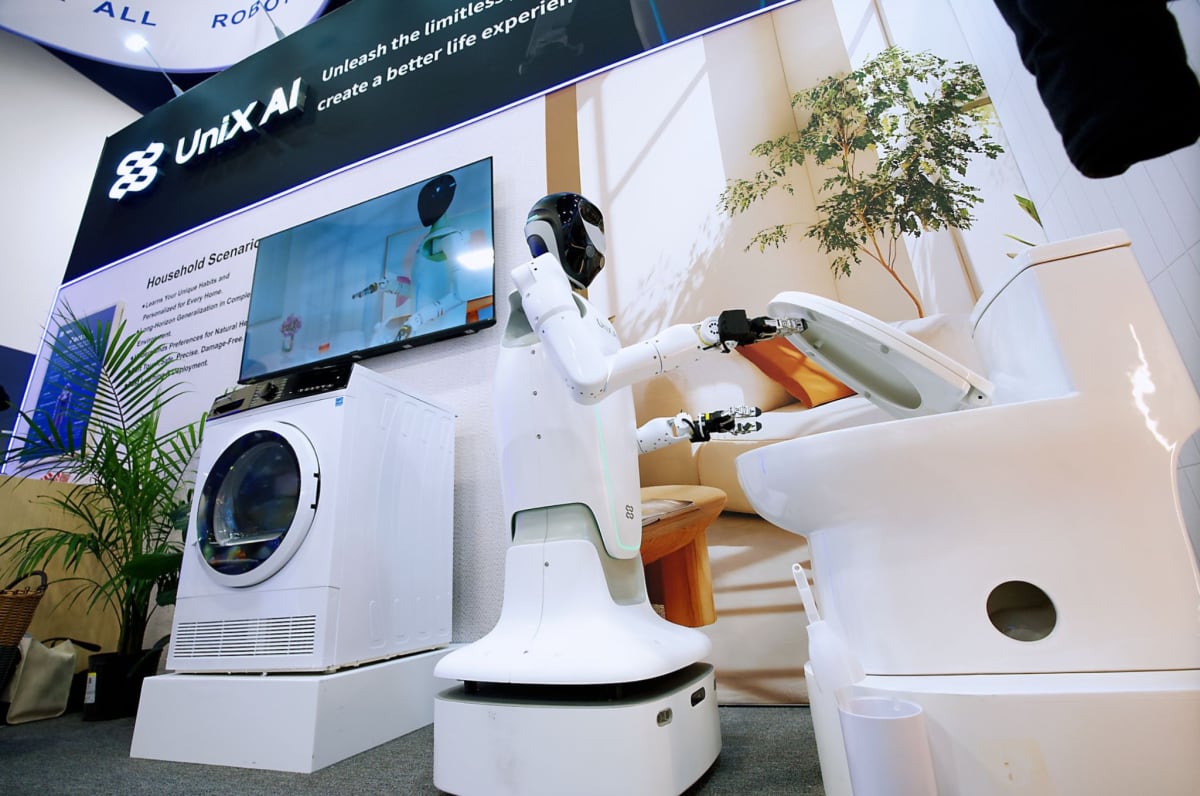 Robot Completes Household Chores in Real Homes for First Time - Image 5