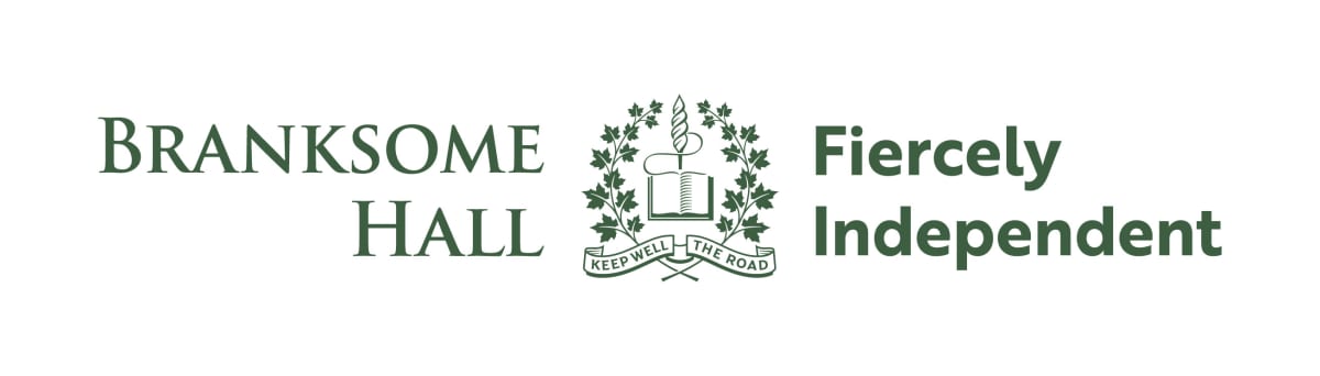 Toronto Girls' School Raises $46M for STEM Gender Gap - Image 2