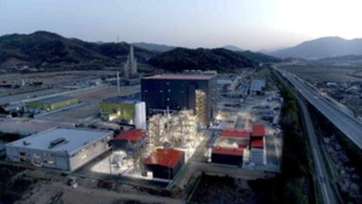 World's First EV-Scale Silicon Battery Plant Opens in Korea - Image 5