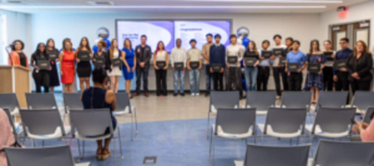 Credit One Bank Awards $300K to 30 Nevada Students - Image 2